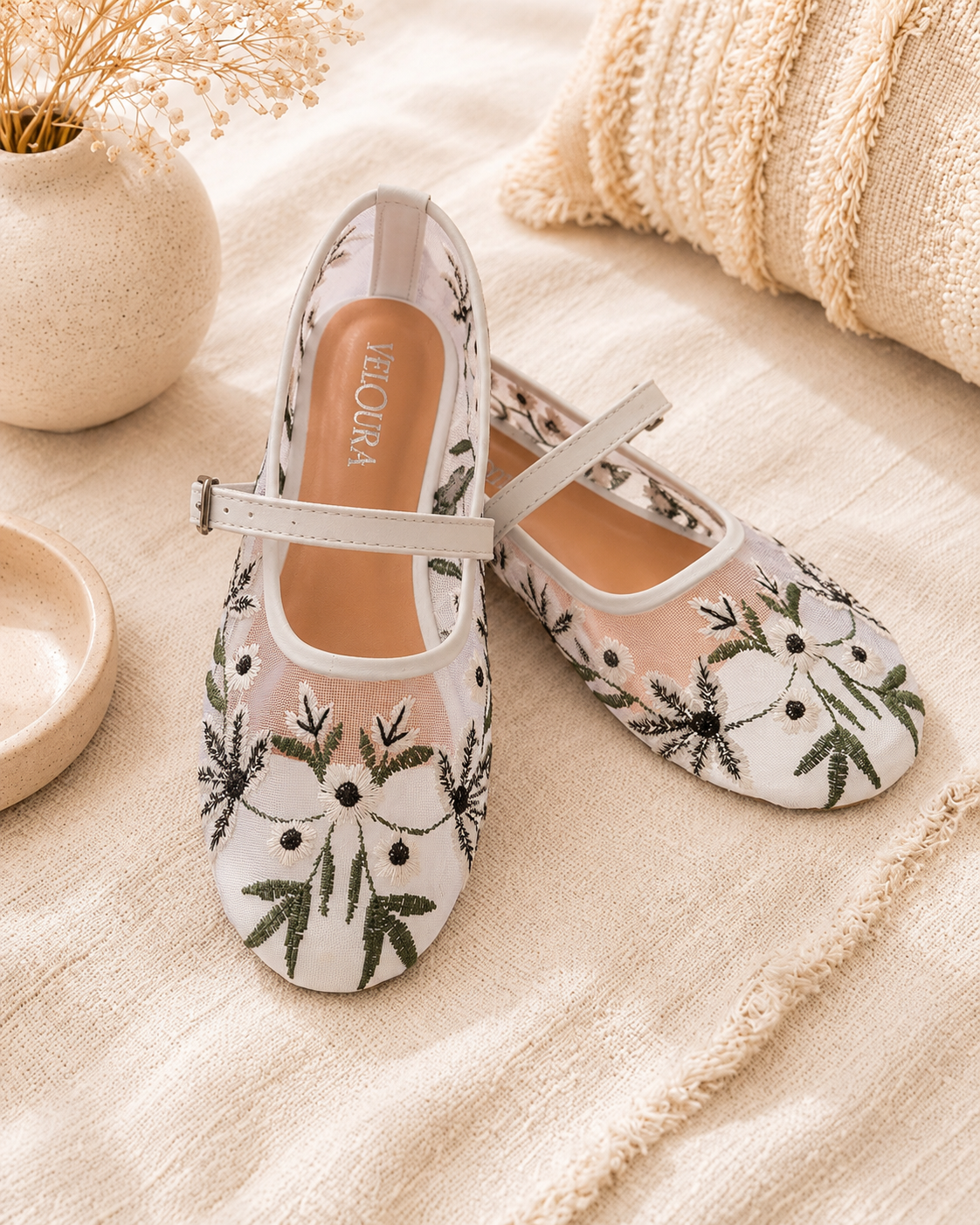 Wild-Flower Embroidery Pumps