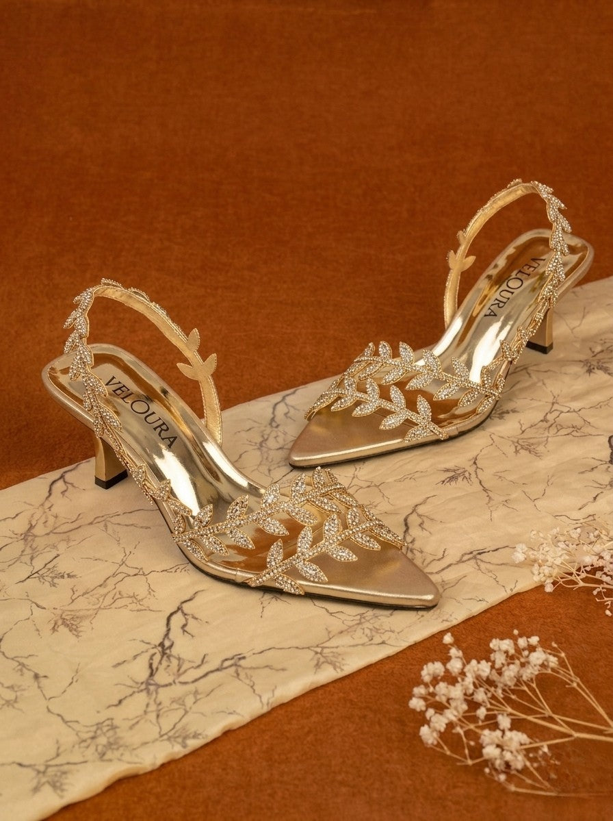 Leaf Pointed-Toe Slingback